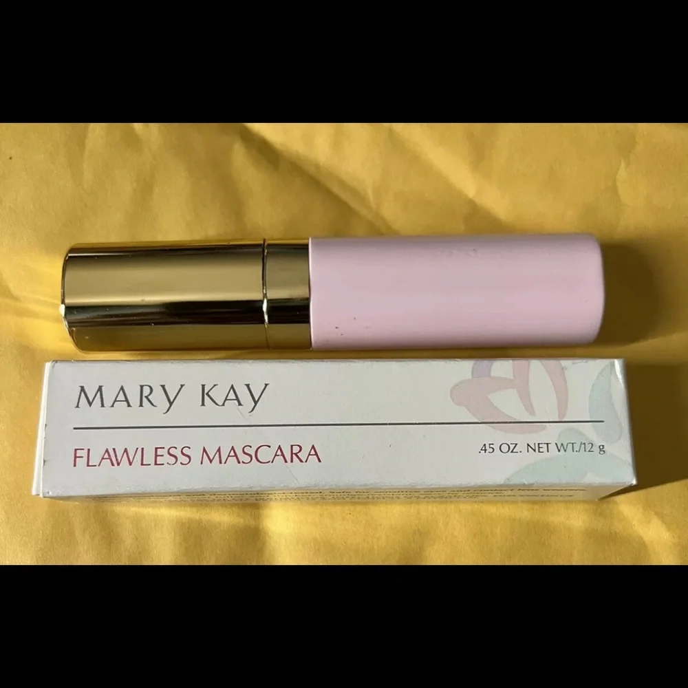 Mary Kay Flawless Mascara Brown #4421 - .45 Oz Discontinued & Rare‎